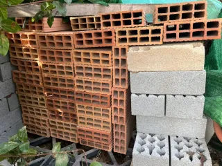 Super mahón y geros de hormigón nuevos