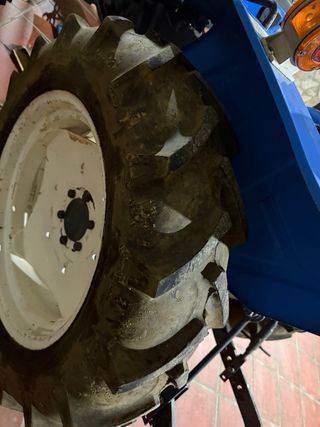 Tractor Mitsubishi D1650 FD