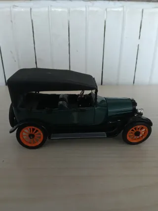 Signature Models 1917 REO Touring