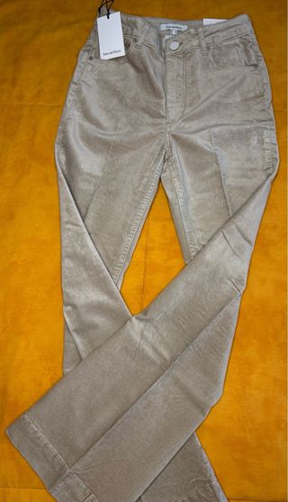 Pantalón Pedro del Hierro Flare Cropped Beige