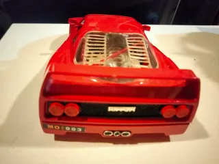 Bburago Ferrari F40 1987 1:24