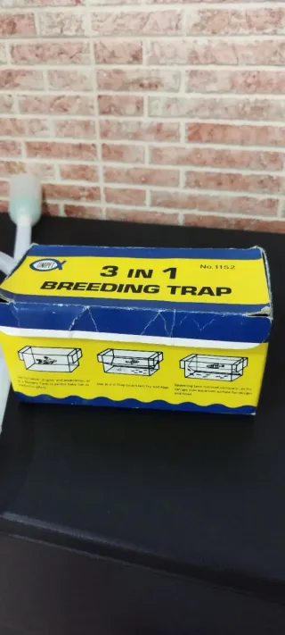 Acuario 80l de agua caliente con accesorios.