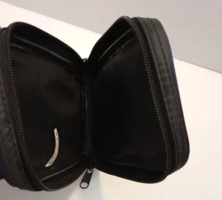 Borsellino da viaggio Atomic nero/blu