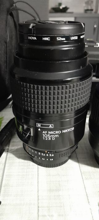 Cámara Nikon D7000 + Accesorios