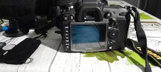 Cámara Nikon D7000 + Accesorios