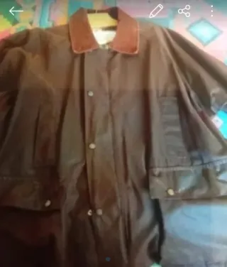 Lote ropa hombre, compuesto por varias prendas