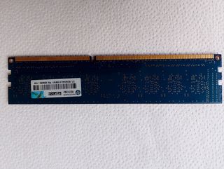 Dos memorias RAM SK HYNIX 2gb - RAMXEL 4gb