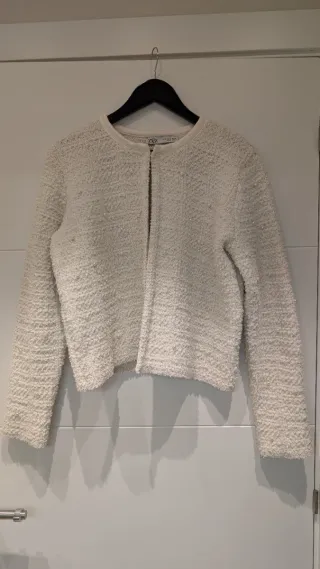 Chaqueta Zara Blanca y Plateada
