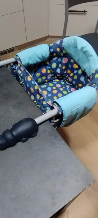 SILLA DE MESA PARA BEBÉ "MARCA CHICCO"