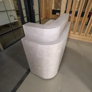 Mostrador de recepción hecho a medida