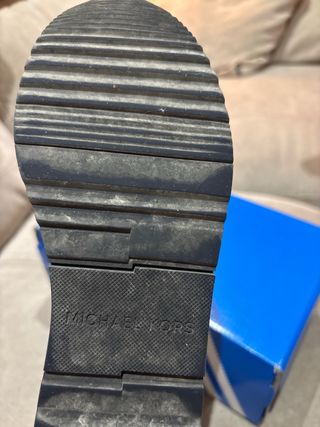 Zapatillas Michael Kors Negras y Blancas