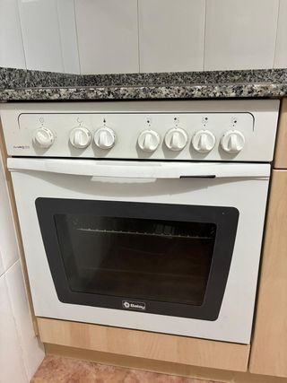 Vitrocerámica Balay con Horno