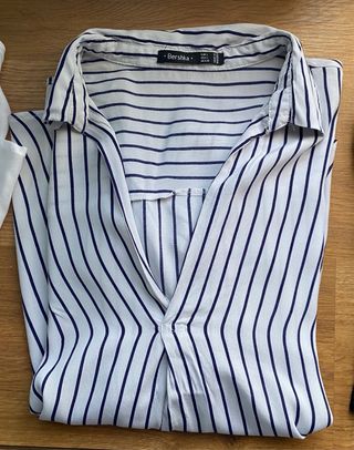 LOTE 3 CAMISAS TALLA L MANGO, BERSHKA Y STRADIVARI