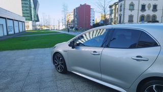 Toyota Corolla 2.0 180H Advance