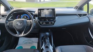 Toyota Corolla 2.0 180H Advance