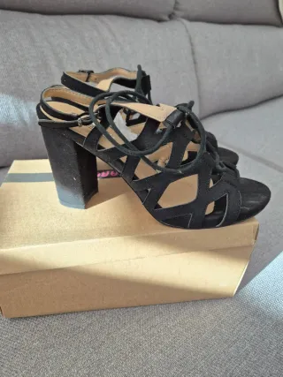 Sandalias de tacón de mujer