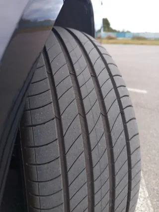 Michelin Primacy 4 225/45 R17 94Y.