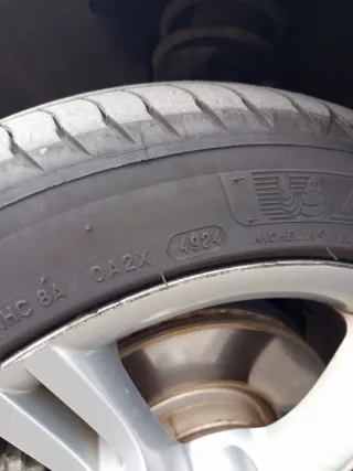 Michelin Primacy 4 225/45 R17 94Y.