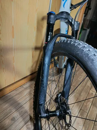 Bici MTB Specialized Rockhopper Comp 29 Carbono S