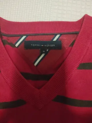 Jersey de pico rayas rojas y negras manga larga