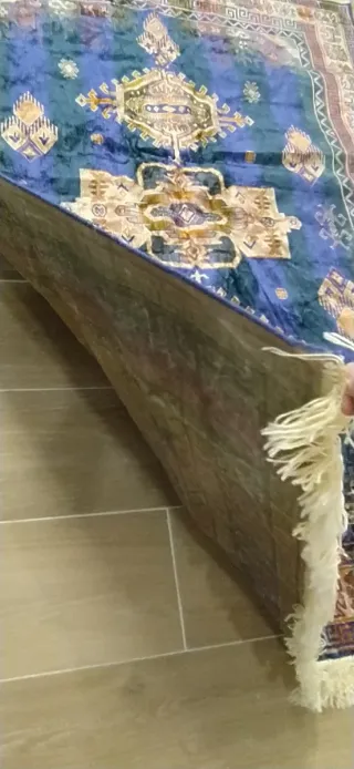 Alfombra grande decorativa azul y morada