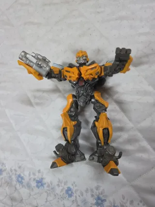 Figura Bumblebee Transformers Hasbro 2011
