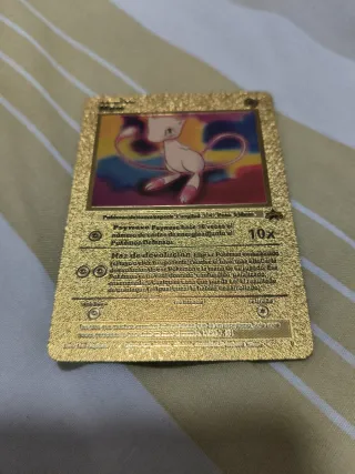 Carta Pokémon mew dorada