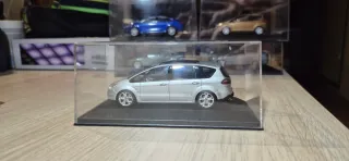 Miniatura Ford S-Max Plateado