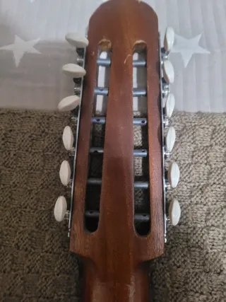 Bandurria Casa de Música Letiriaga