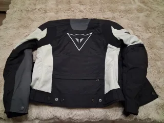 Chaqueta y pantalón cordura Dainese