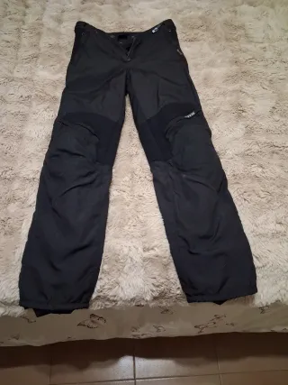 Chaqueta y pantalón cordura Dainese