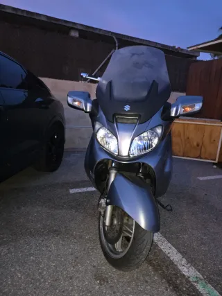 Suzuki Burgman 650 Maxiscooter