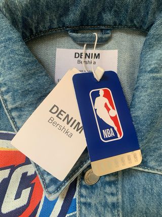 Chaleco Oversize Denim NBA x Bershka