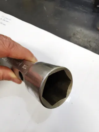 Llave tubo Acesa 28/25 mm