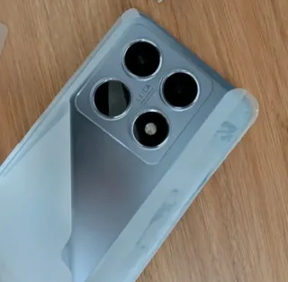 Xiaomi 14t pro 512g y 12 de Ram, cargador incluido