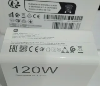 Xiaomi 14t pro 512g y 12 de Ram, cargador incluido