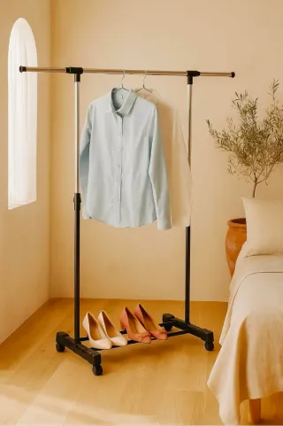 Perchero Extensible con Ruedas