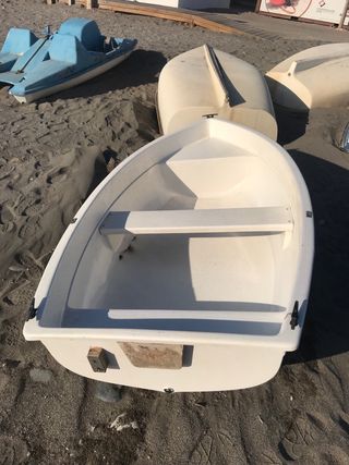 Embarcación de recreo con motor. Precio negociable