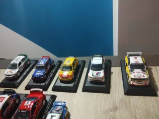 Lote 5 coches de rally escala 1:43