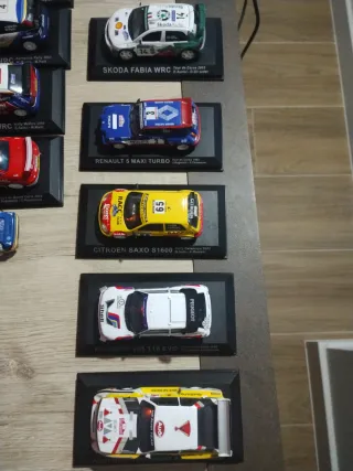 Lote 5 coches de rally escala 1:43