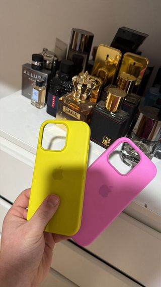 Fundas iPhone 16 Pro Originales