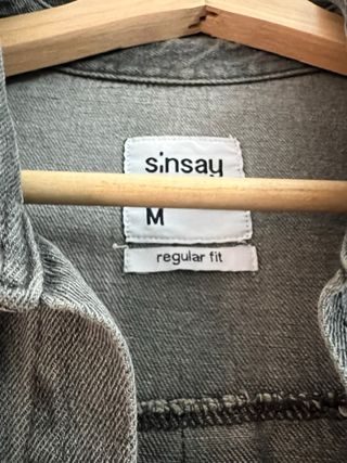 Camisa vaquera gris Sinsay