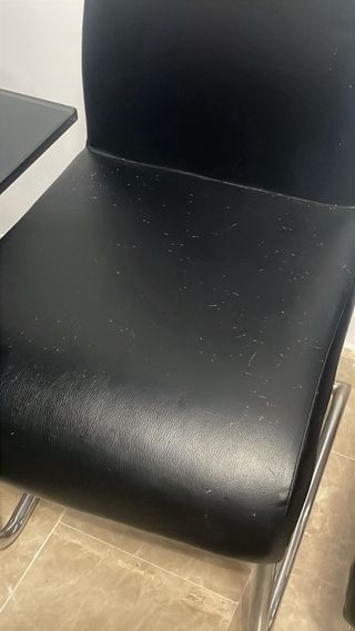 Mesa Comedor Cristal Negro y 4 Sillas