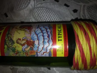 Bottiglia Sangria Vuota da Collezione e nacchere