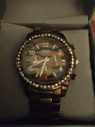 Reloj Sami Fashion con circonitas