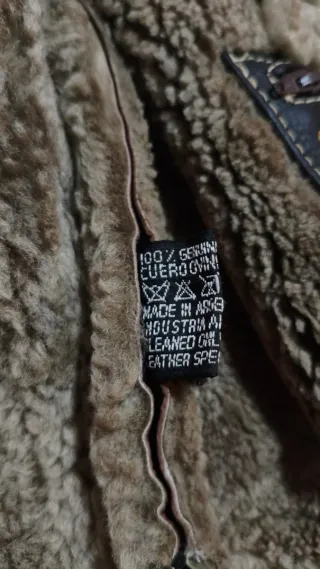 Abrigo de piel forrado