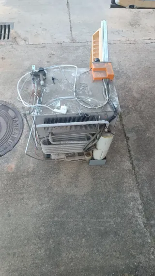 Nevera trivalente ELECTROLUX