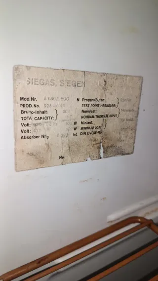 Nevera trivalente ELECTROLUX