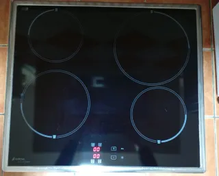 Vitrocerámica Edesa 4 fuegos 58 cm ancho,largo 51