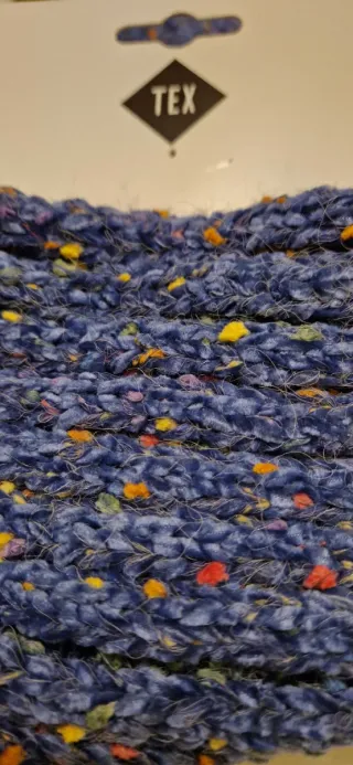 Conjunto gorro y bufanda tejido multicolor